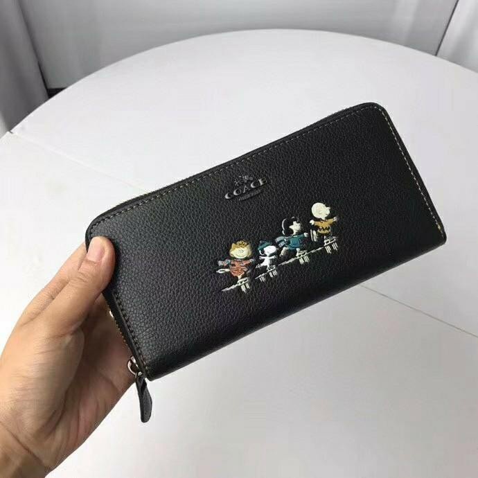 Dompet Coach 16122 Snoopy Limited Edition Long Wallets Black