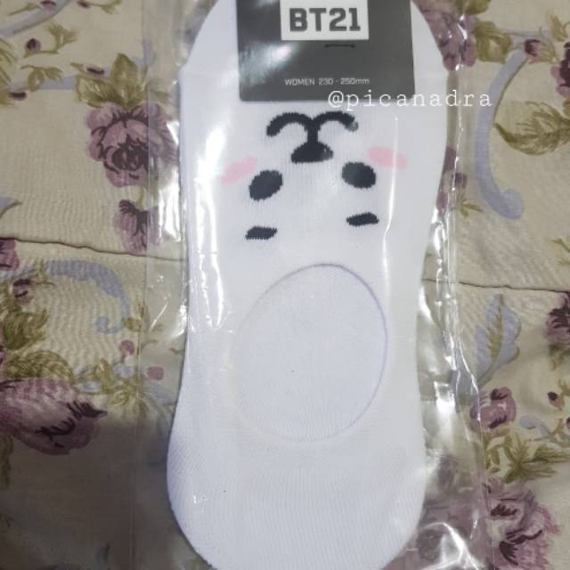 OFFICIAL MERCH BT21 SOCKS RJ