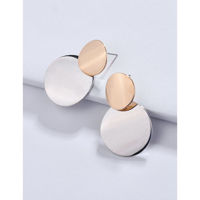 LRC Anting Tusuk Fashion Color Double Round Shape Design Earrings