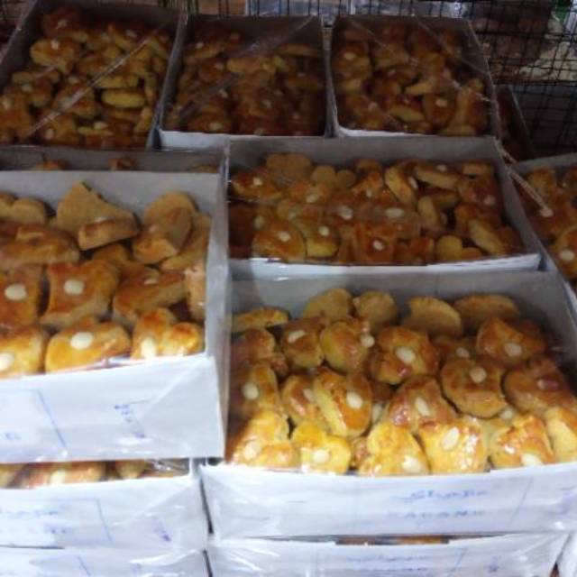 

Aneka kue kering lebaran