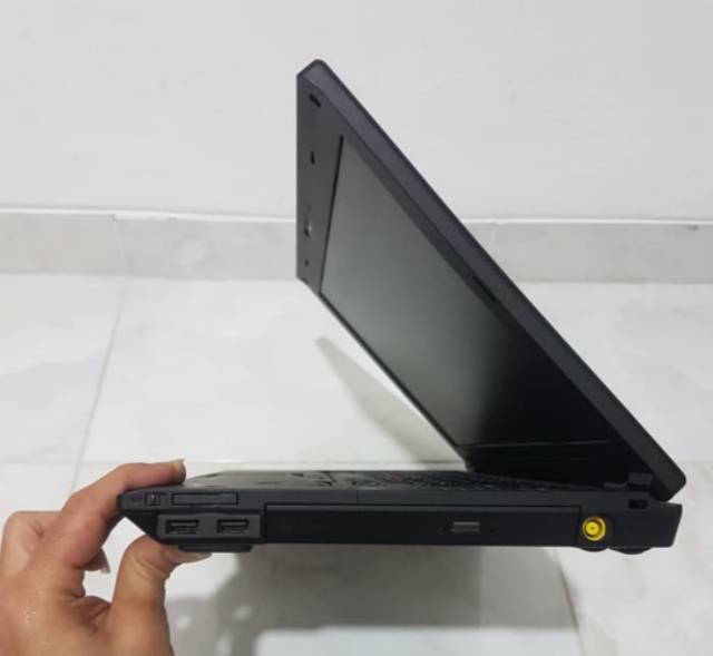 Laptop Lenovo Thinkpad L412 Second Murah ( Include Webcam dan Prosesor Core I5 )