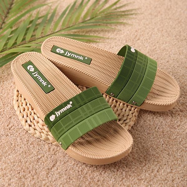 SANDAL FASHION / Fashion Wanita Anti Licin Outdoor Sport - SAMONO SS004