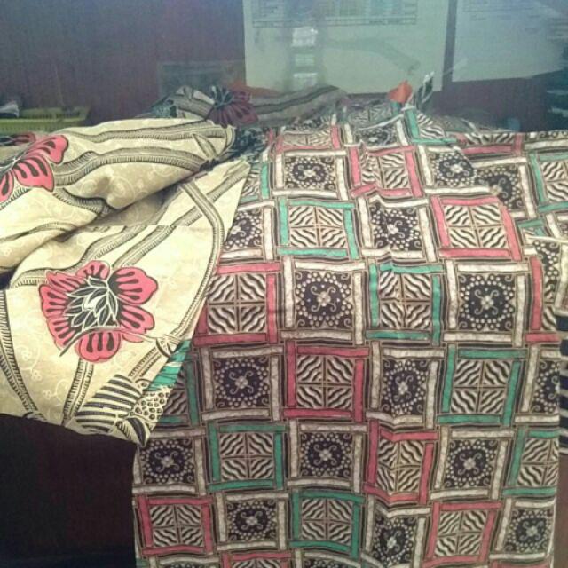 Batik Solo Kemeja Hem Adipati 5 6 Rama 2 Rayya Amt Batik Solo Amanah 100.000