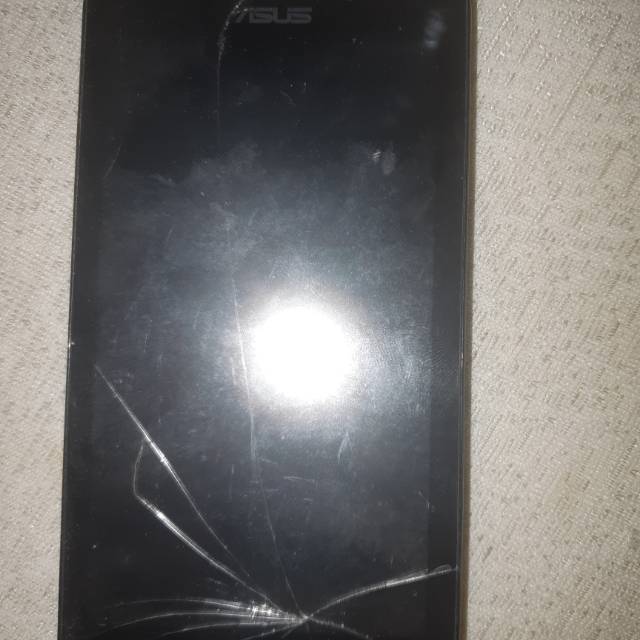ASUS ZENFONE GO (BEKAS)