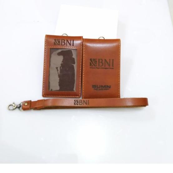 

Bagus Dipakai.. Name Tag ID Card Holder Kulit Asli Logo BNI Gratis Tali Lanyard Kulit Bahan