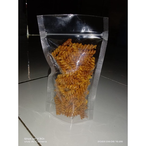 

N_M Snack Kerupuk spiral pedas - 100gr