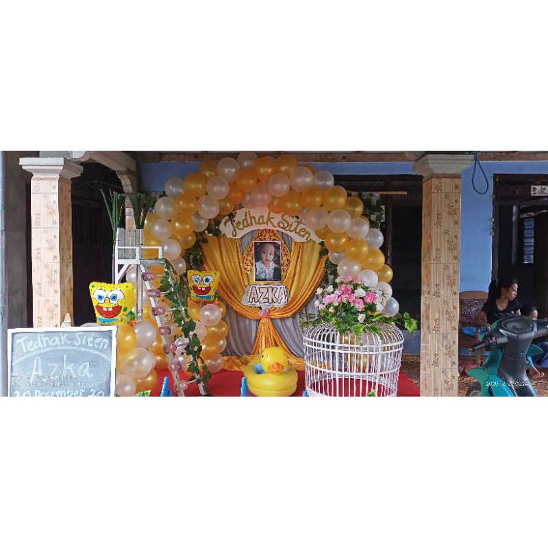 Dekorasi tedhak siten