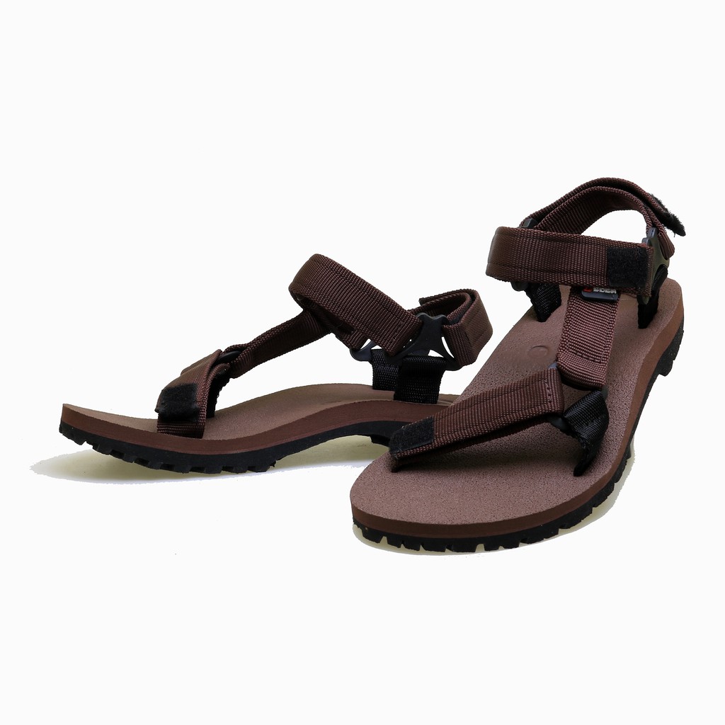 Sandal Gunung Pria Warna Coklat BM-05 Sandal Main Mountain Hikking Pria