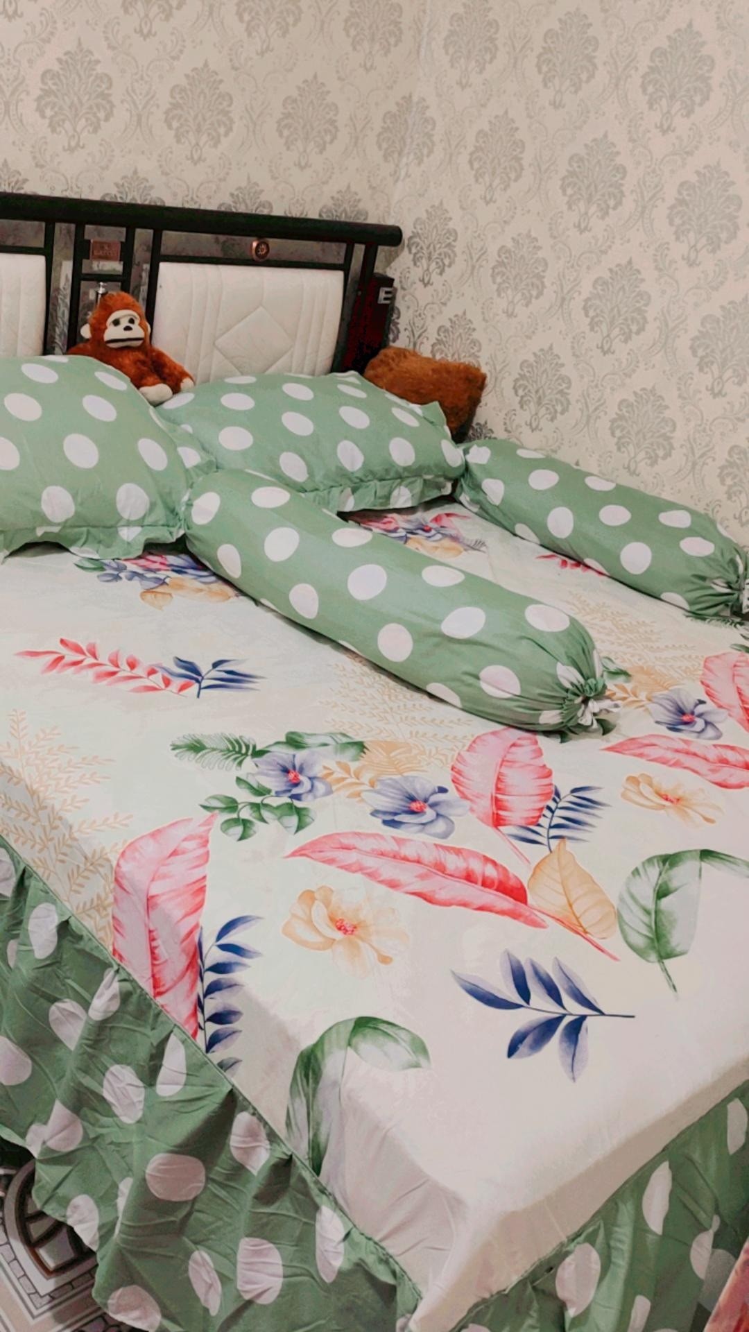 Sprei Kintakun Dluxe 180x200 P3 Rumbai - Abel Eva Ezlyn Joanne Fiji Kezia Nadine - Twokeysstore