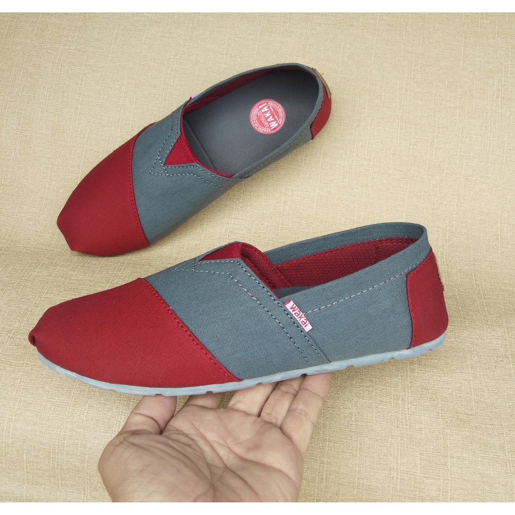 Sepatu slip on pria dan wanita wakei maroon abu.sepatu santai.sepatu kasual.sepatu hijabers