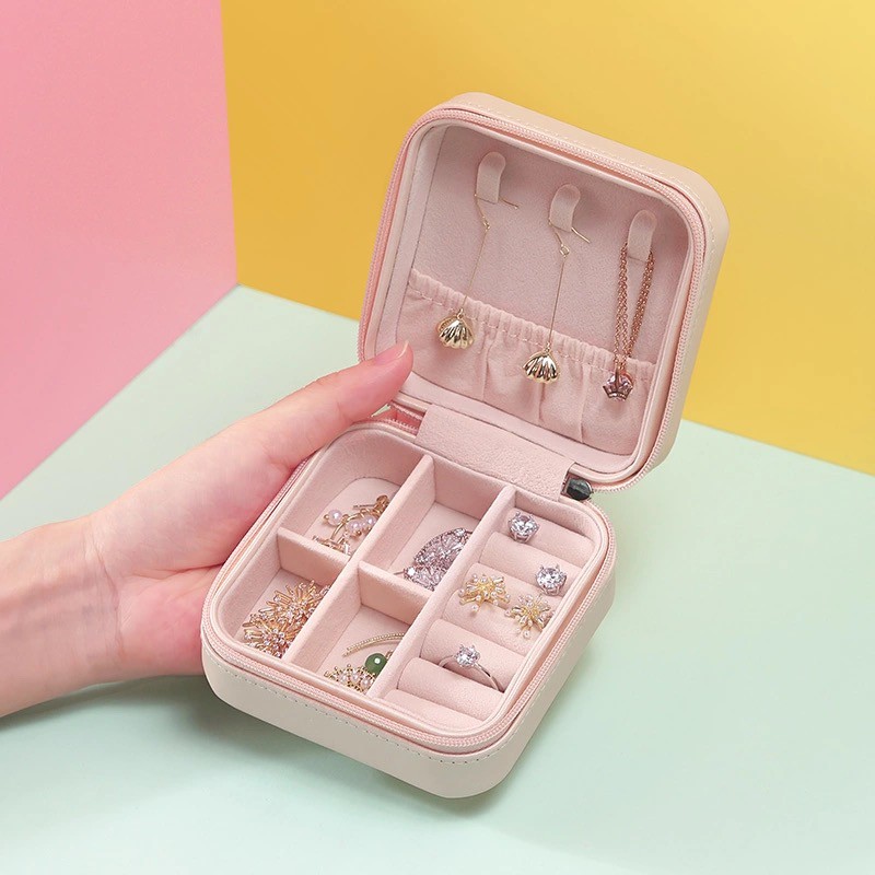☆Batasi diskon☆ Promosi besar Ready Stock Portabel Perjalanan Mini Kotak Perhiasan Kulit Perhiasan Cincin Organizer Case Kotak Perhiasan Mini