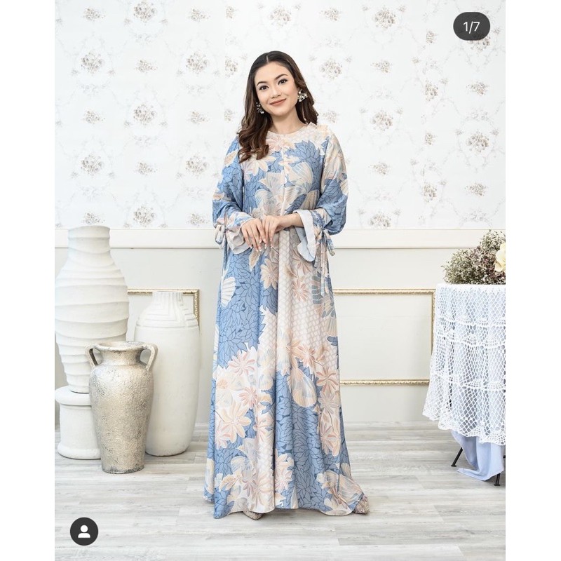 Freebooked Ready Soon: Alyssa Dress Wearing Klamby Sapphire size L