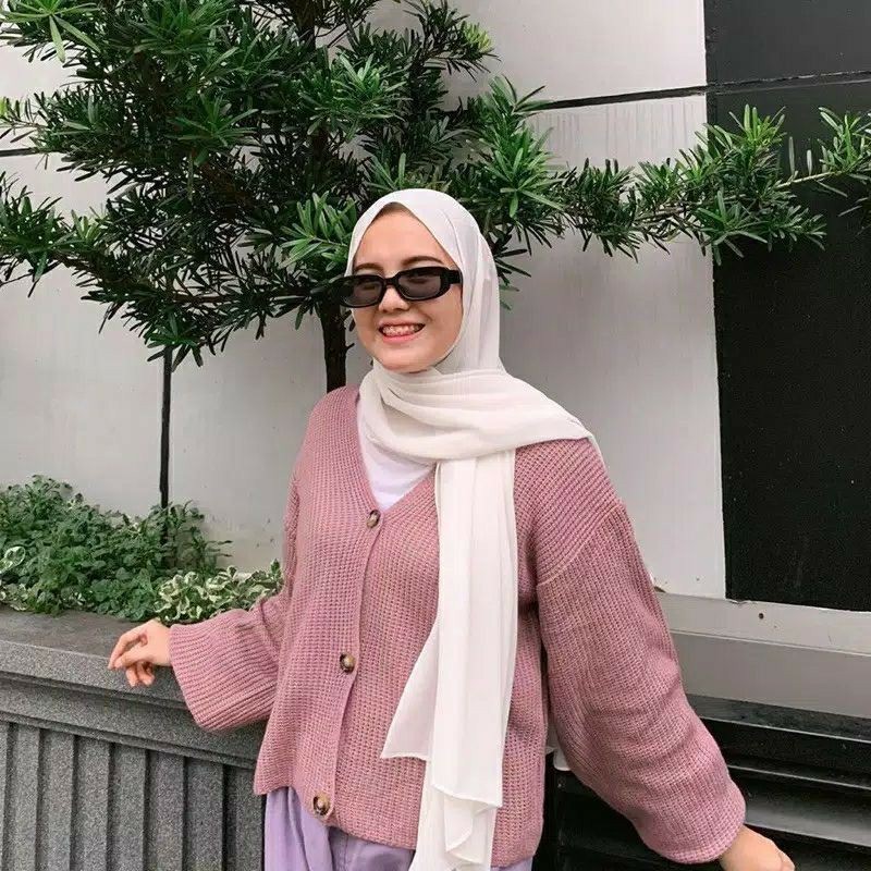 Vina Knitted Cardigan | Cardigan Rajut Kancing Lengan Balon