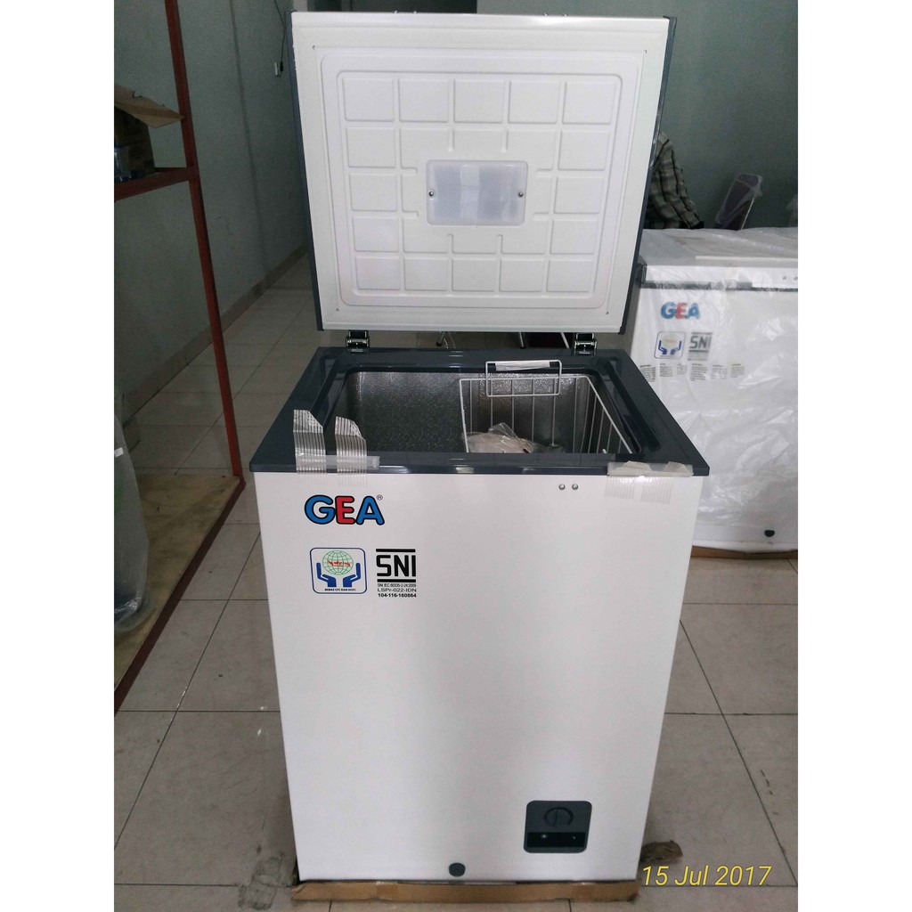 Chest Freezer GEA AB-106R FREEZER/KULKAS