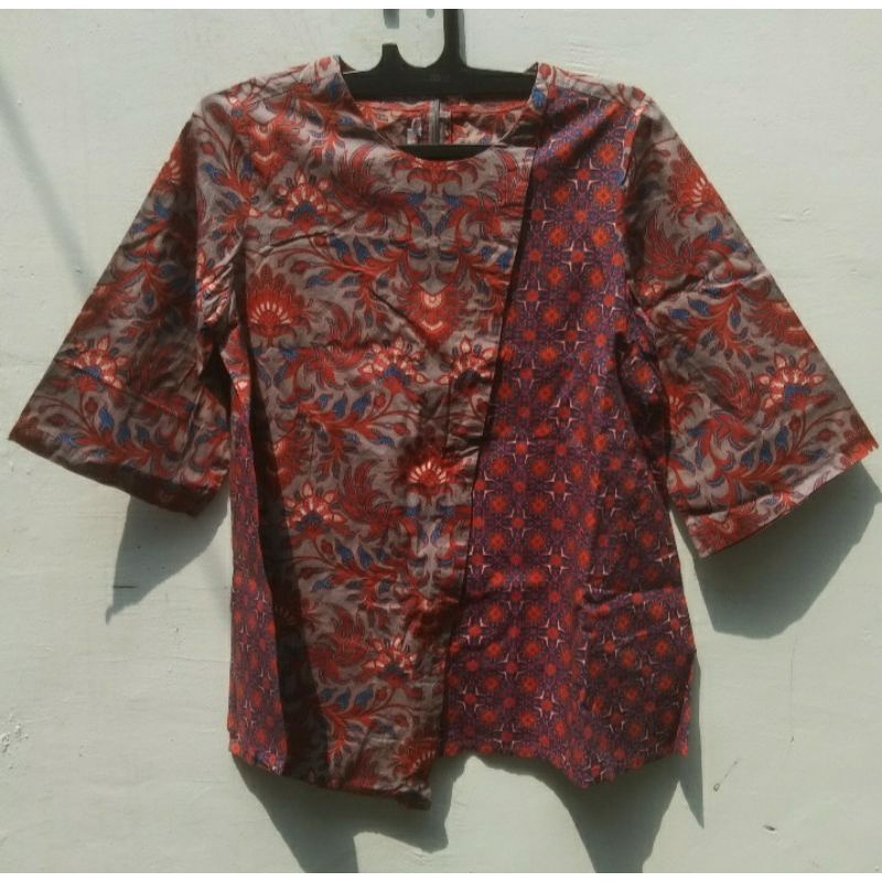 PRELOVED BATIK KERIS WANITA
