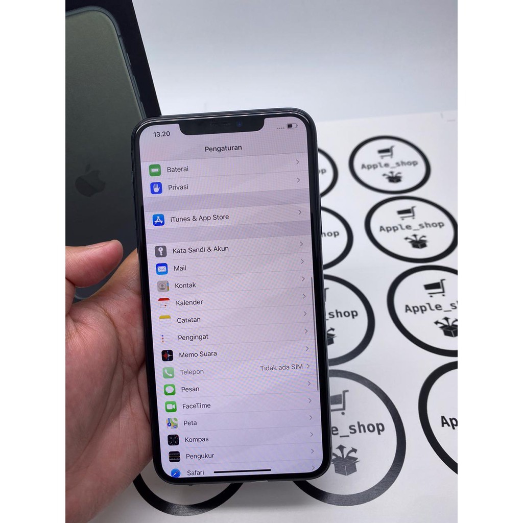 iPhone 11 Pro 64gb Midnight Green Lcd Original Mulus Original Bukan Refurbish / Rekondisi