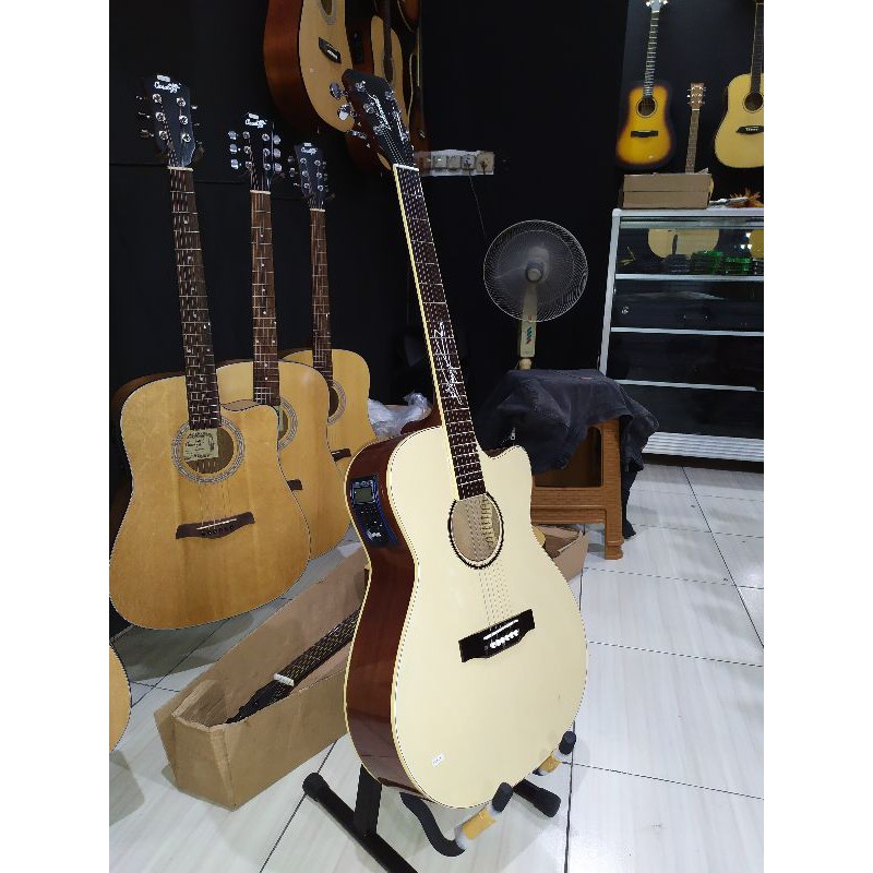 Gitar Akustik Elektrik Lakewood