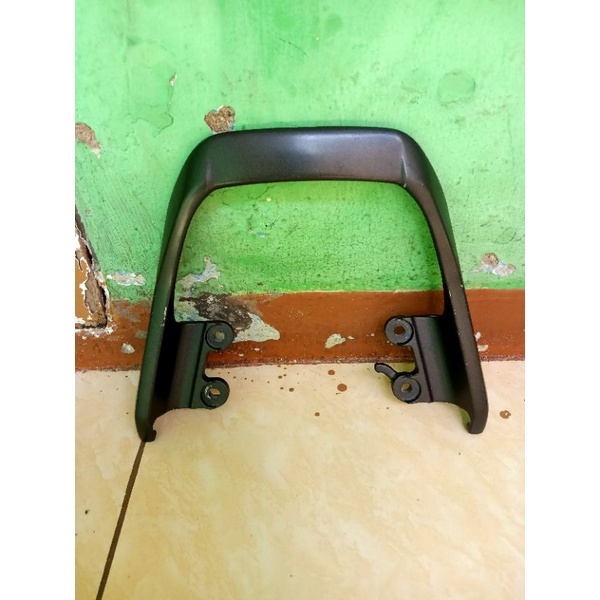 Behel belakang Honda Verza