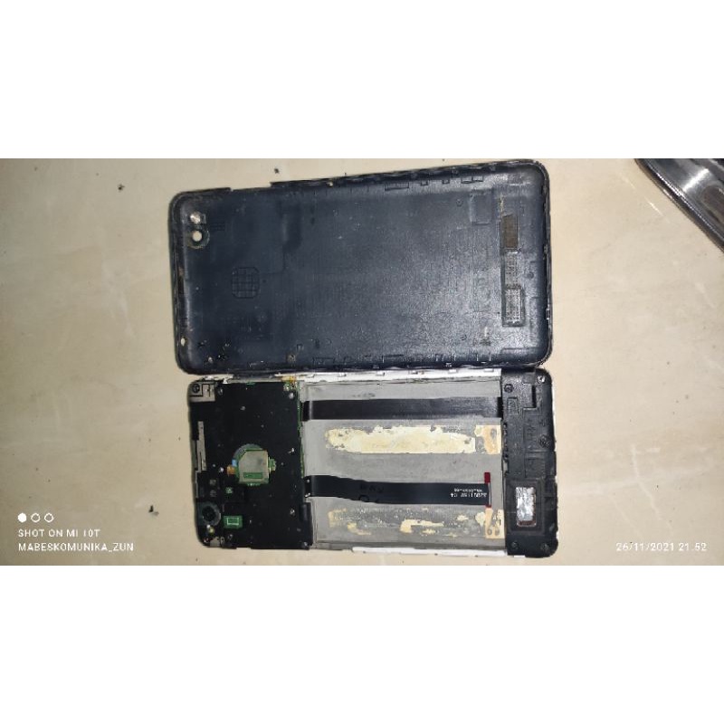 xiaomi redmi 4a mesin normal lcd tc pecah batre ga ada