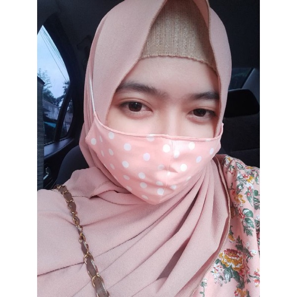 Masker Kain Katun Polka EARLOOP