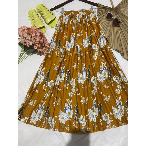 

Rok plisket bunga melati warna mustrad