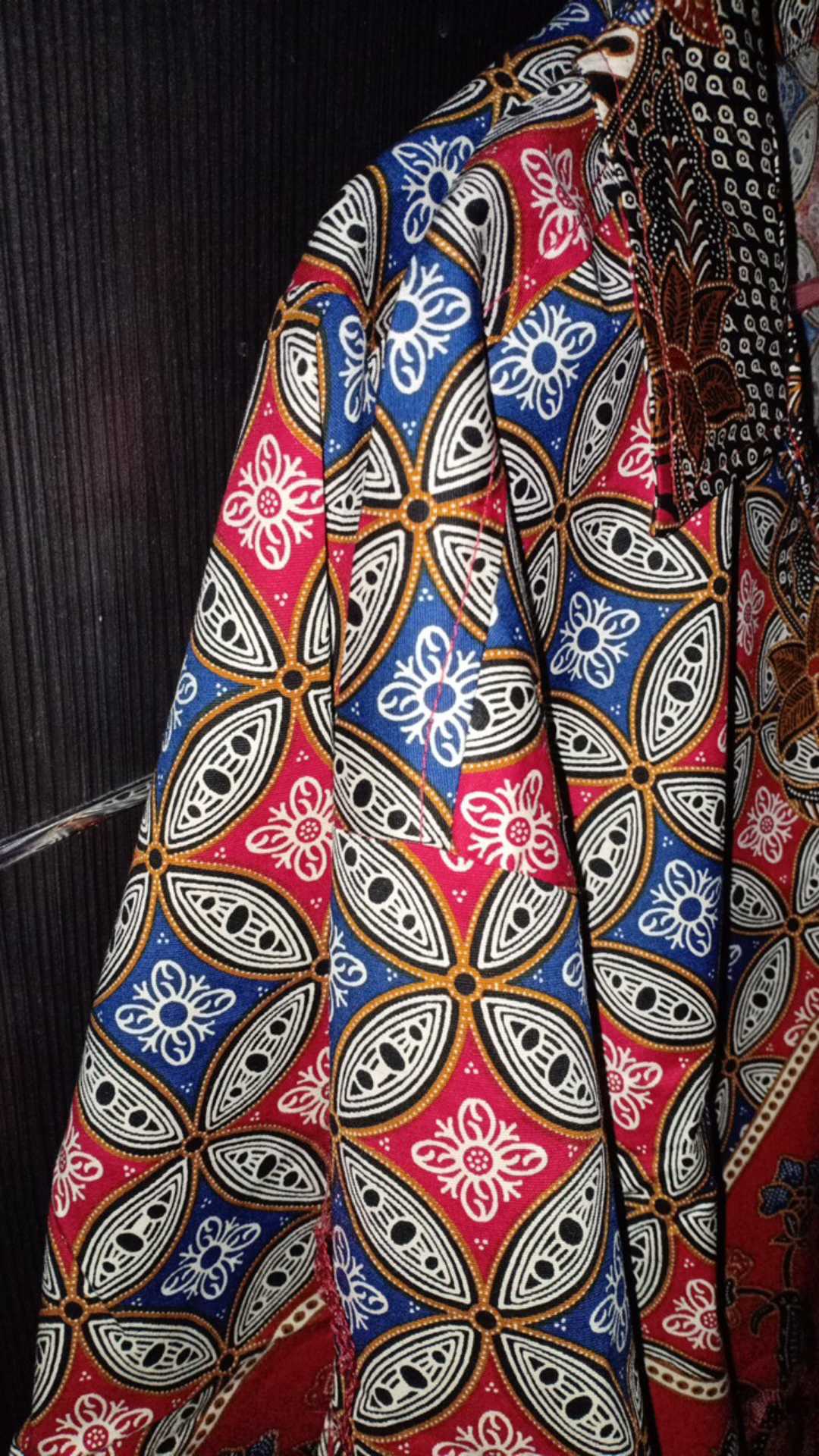 Batik Couple Set Abo-n Edisi Merah Bahan Katun Stretch