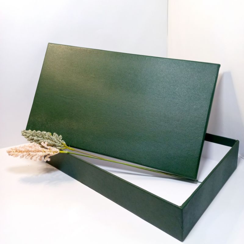 

kotak kado kode ts 2 31 x 17.5 tinggi 5cm