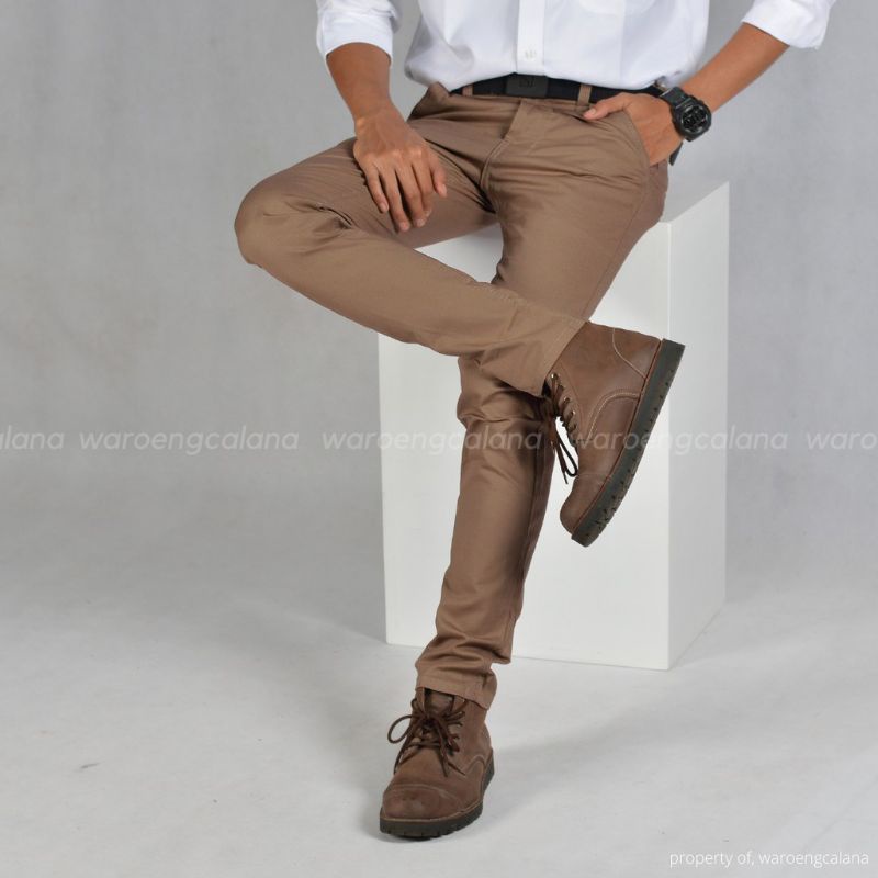 CELANA PANJANG CHINO Hitam ukuran  27-34 / celana chino murah / chino premium