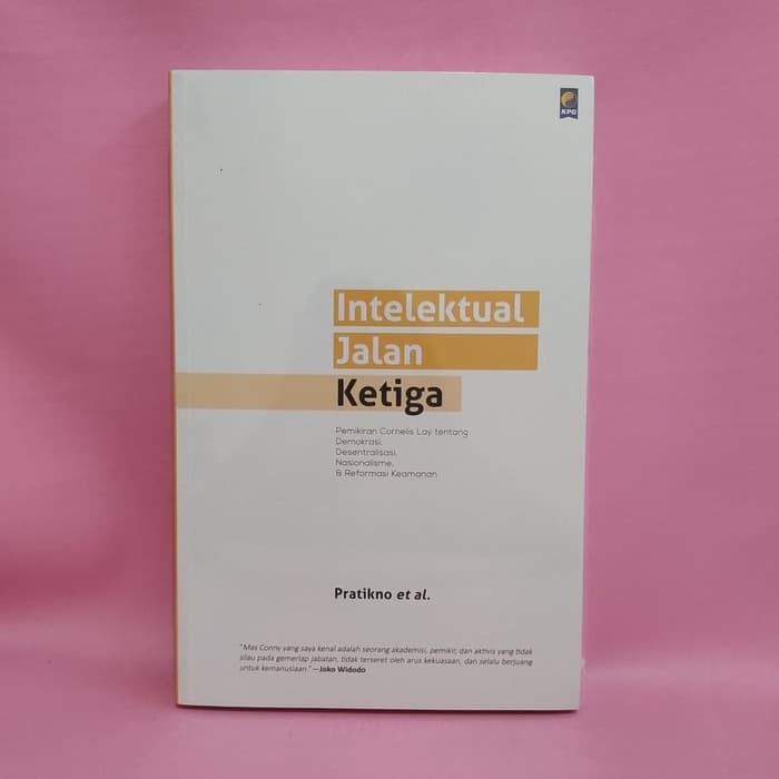 Intelektual Jalan Ketiga oleh Pratikno et al.