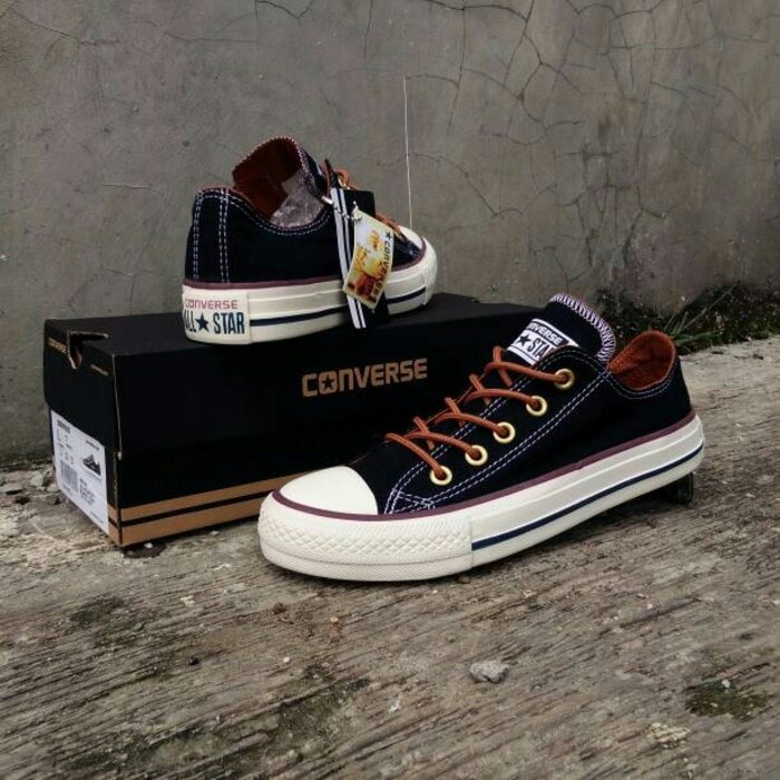 SEPATU CONVERSE CLASSIC PREMIUM IMPORT VIETNAM BLACK WHITE HITAM POLOS SEKOLAH KERJA LEBARAN HANGOUT