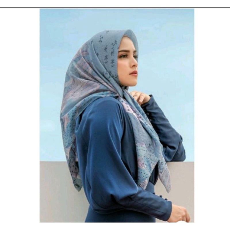 Buttonscarves Opuntia Sky