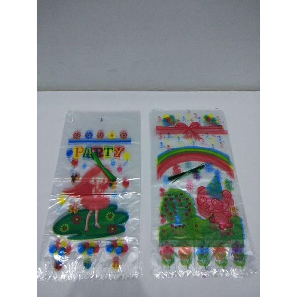 

PLASTIK ULTAH FANCY DISNEY TPS 1836 40LBR