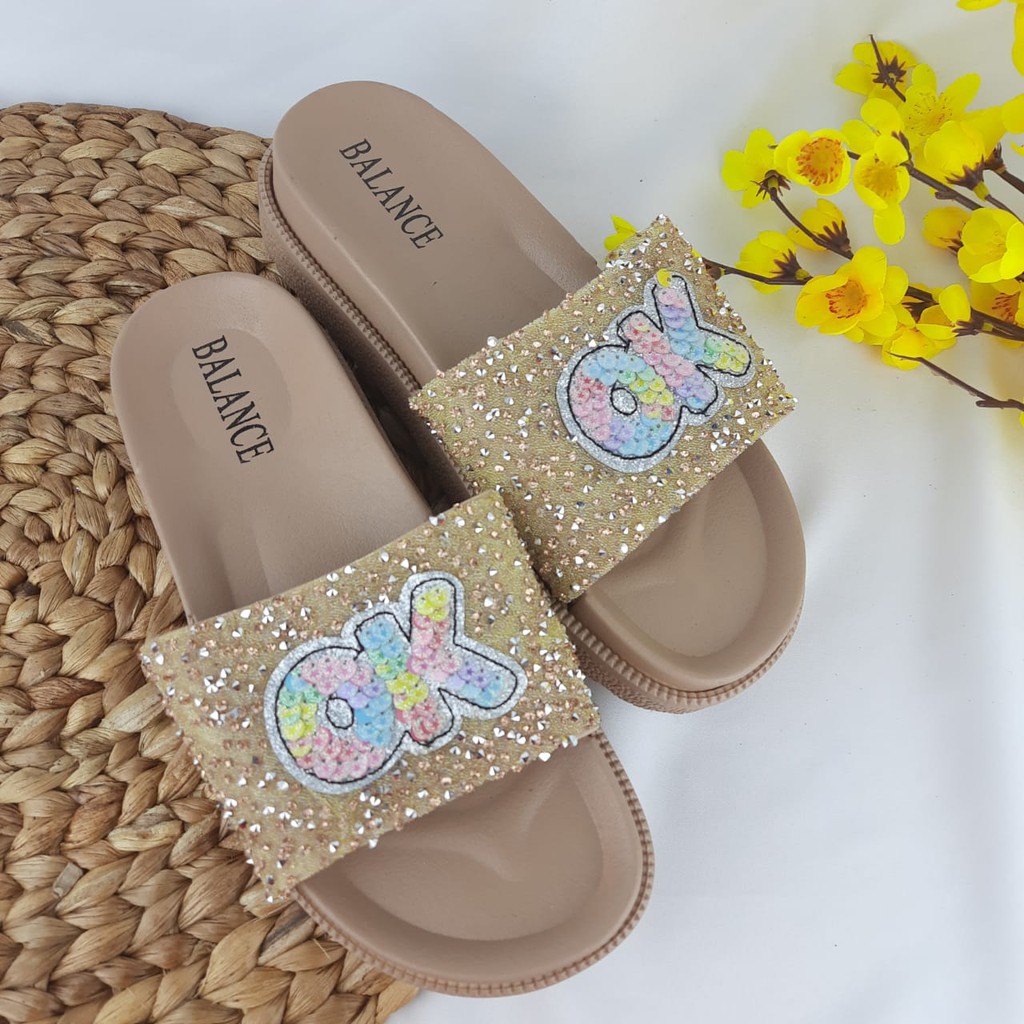 SANDAL WANITA BALANCE OK SD09