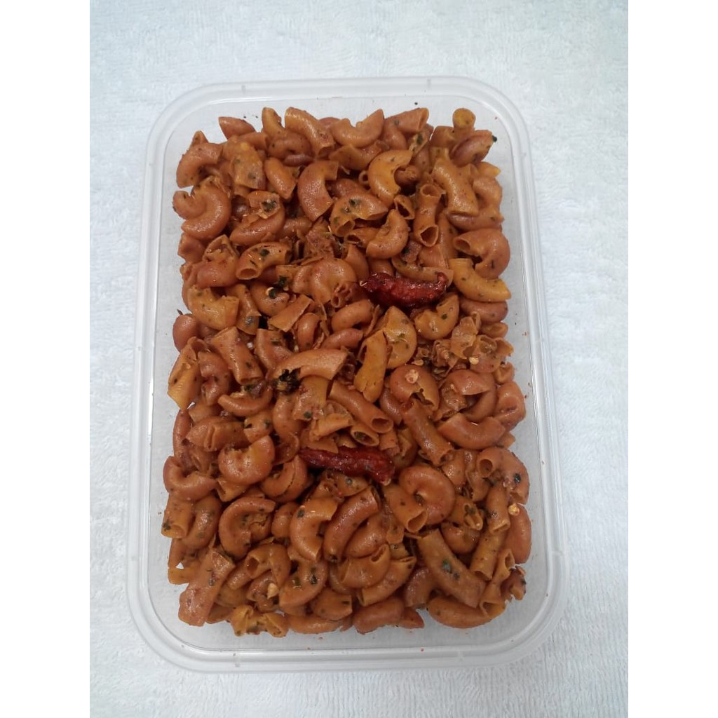 

Makaroni Kemasan Box Isi 200gr Daun Jeruk Pedas Asin Keju Balado Bbq Rumput Laut Makroni 200 gr