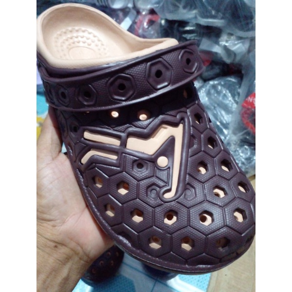 Golfer - Sendal Kokop Baim Karet Motif Lubang Size 40 - 44