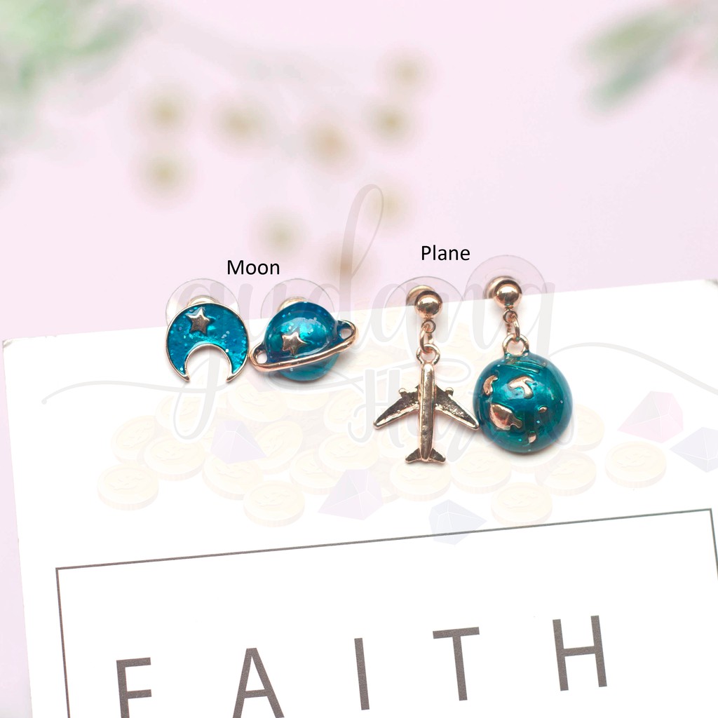 Anting Stud Planet Moon Plane Pesawat GH 203730