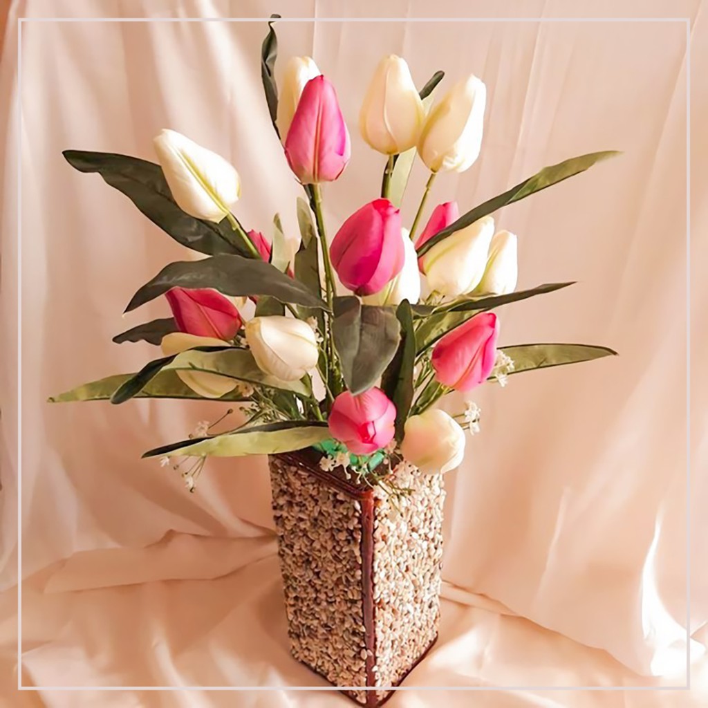 PINKISH TULIP | BUNGA VAS -- FLOWER IN VASE | BUNGA MEJA SUDUT TULIP PINK PUTIH