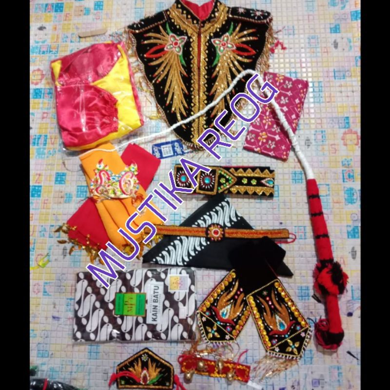 pakaian jaranan. pakaian jatilan. pakaian celeng. kostum jaranan. kostum jatilan. kostum celeng