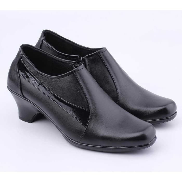Sepatu Kerja Kantor Formal Pantofel High Heels Wanita Hitam US 025 CZ