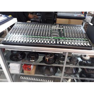 Mixer ASHLEY V24FX 24 Ch Phantom Power u Paduan Suara Studio Record Termurah