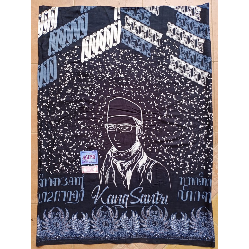 SARUNG KANG SANTRI GOYOR AKSARA JAWA / SARUNG BATIK WANITA / SARUNG GLOYOR KANG SANTRI