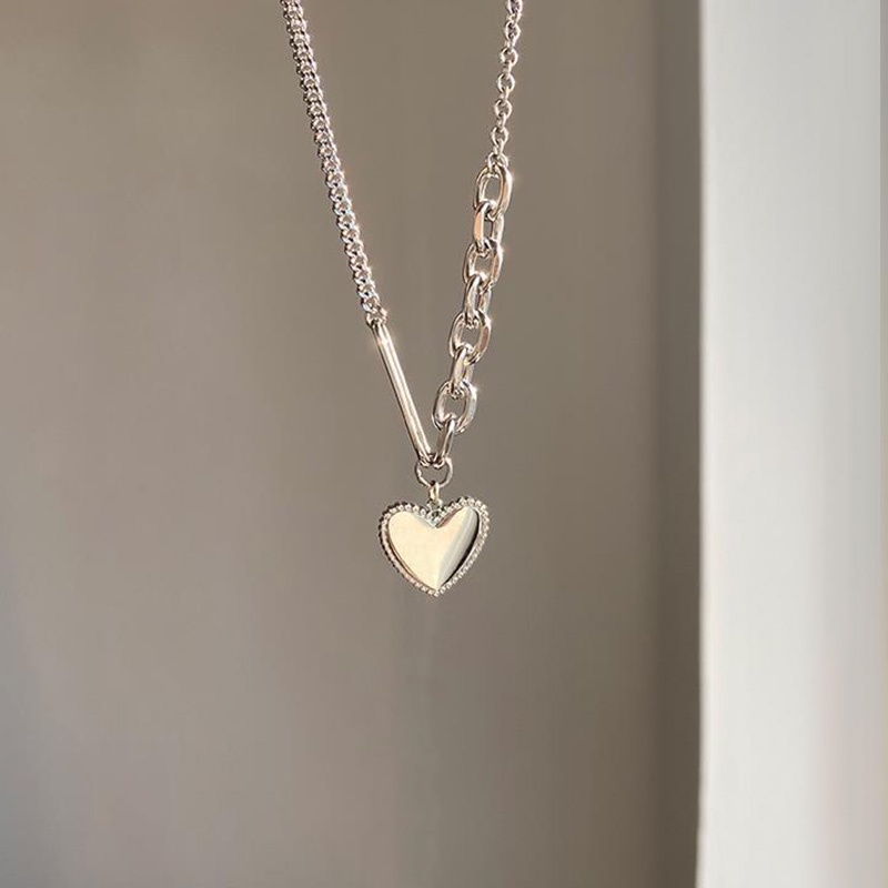 COD❤️Cinta Liontin Kalung Titanium Steel  Fashion Wanita Hip Hop Punk Sweater Rantai Keren Angin Kalung Wanita  Fashion Aksesoris Murah