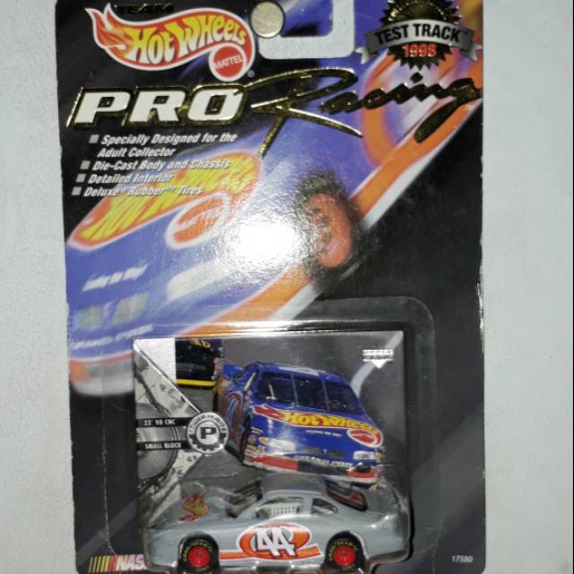 Hot Wheels Pro Racing Nascar Tampo 44 Lingkar Merah Silver Ban Karet
