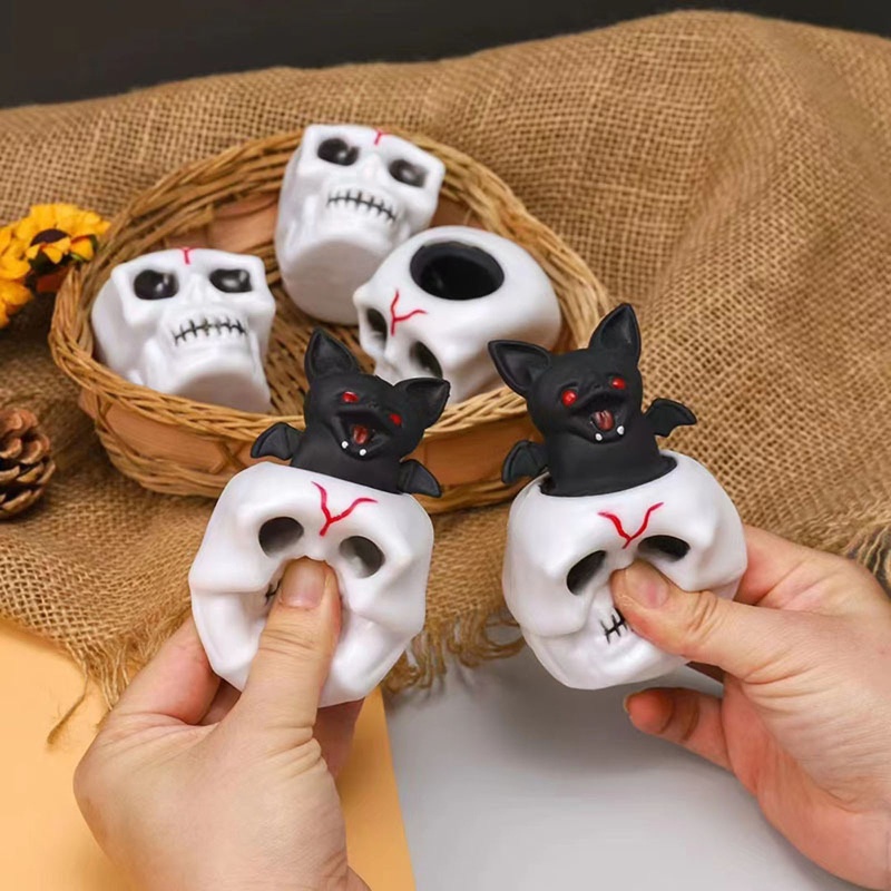 Zzz Mainan Fidget Spinner Bentuk Tengkorak / Kelelawar Halloween Untuk Anak / Dewasa