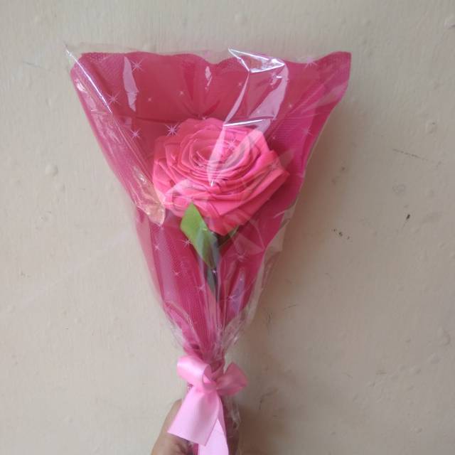 buket bunga satin per 5 tangkai