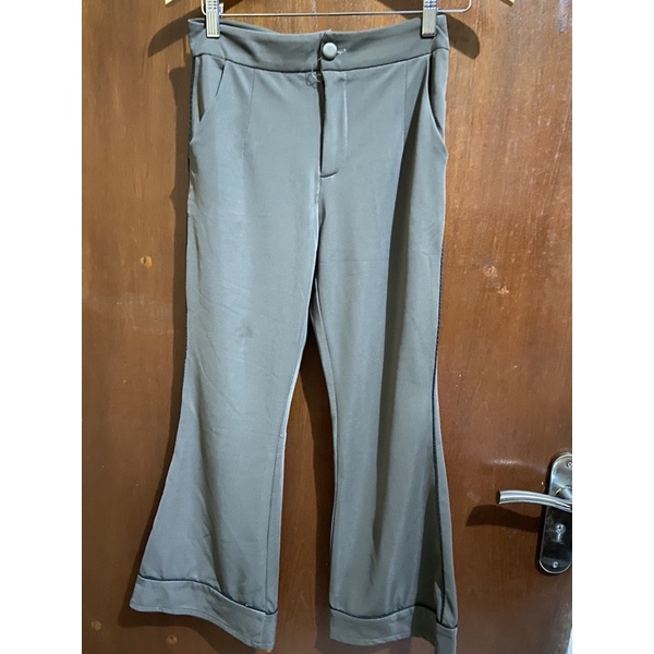 preloved celana cutbray