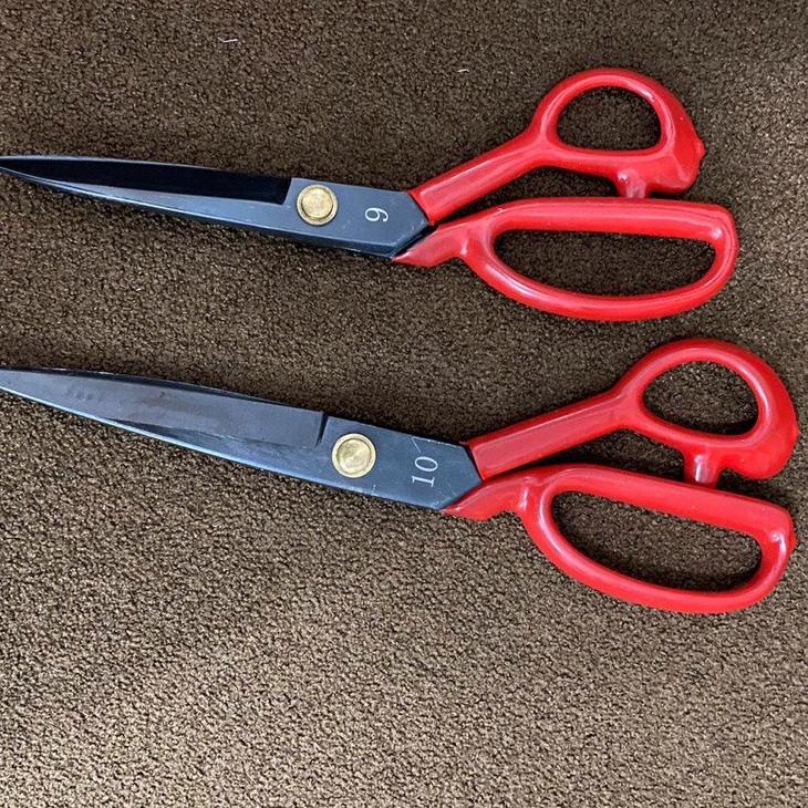 

[KODE KQMYT] Gunting Kain Gagang Karet premium / Gunting taylor / Gunting penjahit gagang karet / gunting tajam