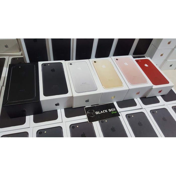

Dus book / Kotak handphone iPhone 7 kualitas bagus