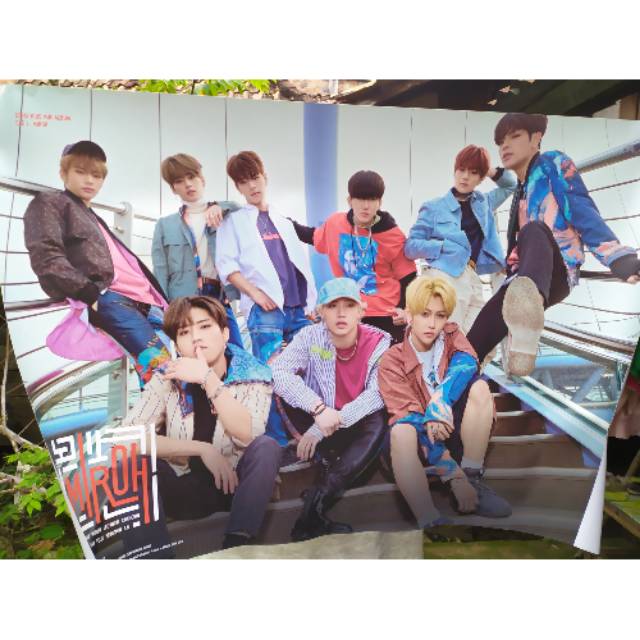 STRAYKIDS POSTER OFFCIAIL MIROH ALBUM