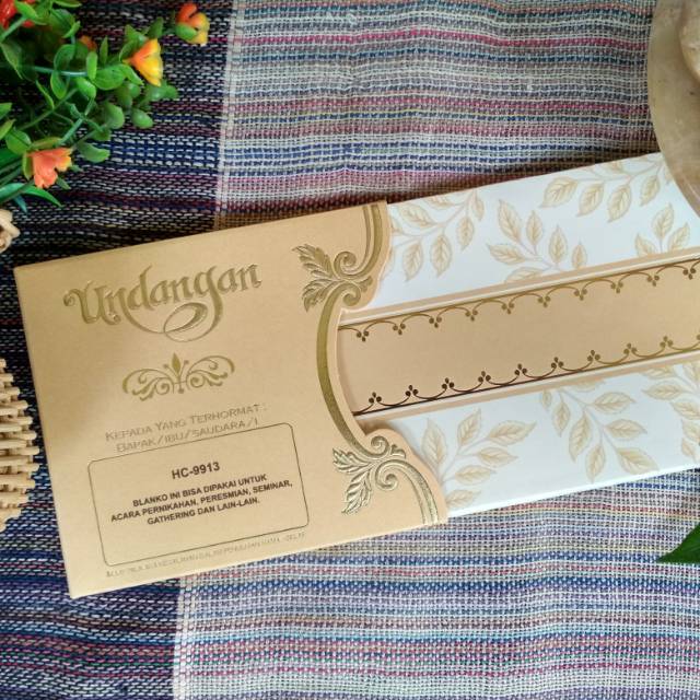 Cetak undangan pernikahan murah ERBA HC-9913